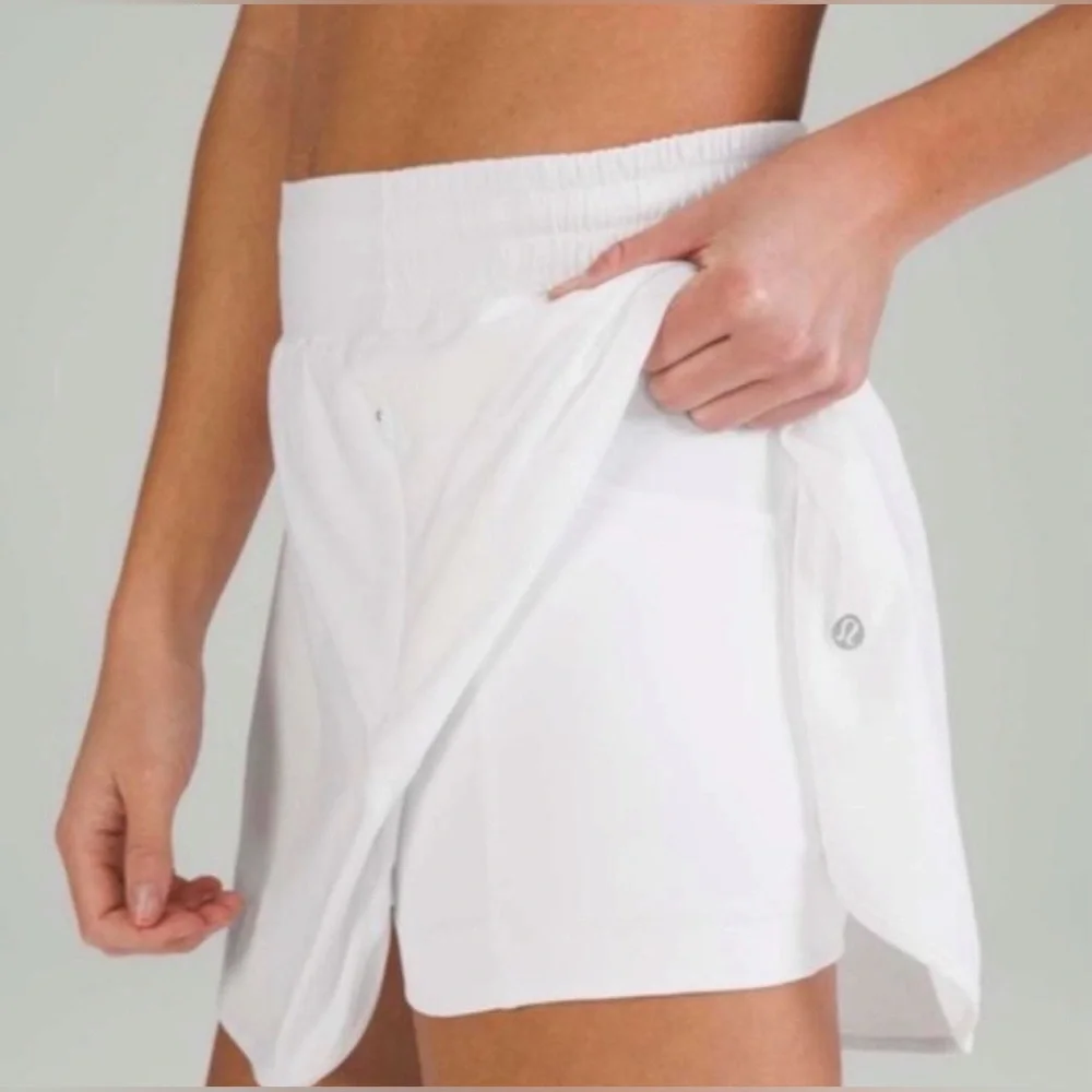 Lululemon Hotty Hot High-Rise Skirt, White, Sz 6 NWT - Picture 2 of 5